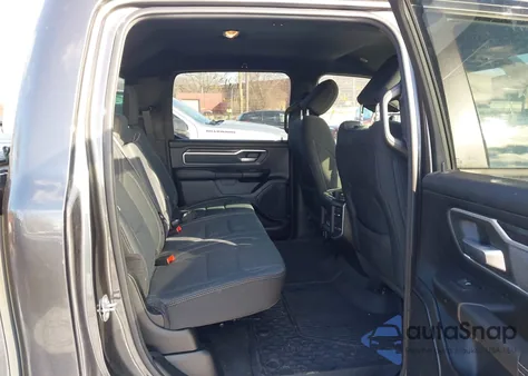 2021 Ram 1500 Big Horn 4X4 5'7 Box из США, поврежденный, VIN 1C6SRFFT5MN734426